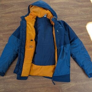 Quechua Men's Navy and Orange Ski Jacket